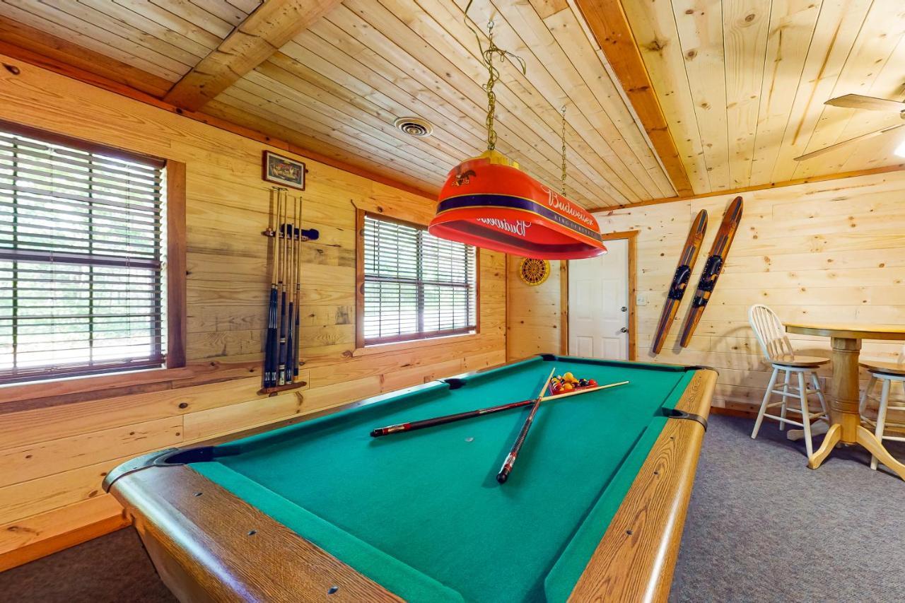 Hootenanny Sevierville Exterior photo